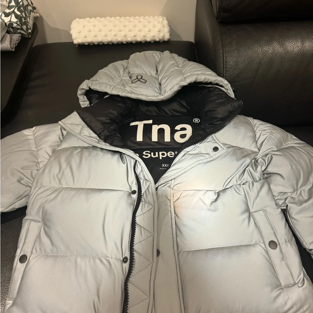 Aritzia super Puff reflective silver  Jacket - Picture 3 of 6